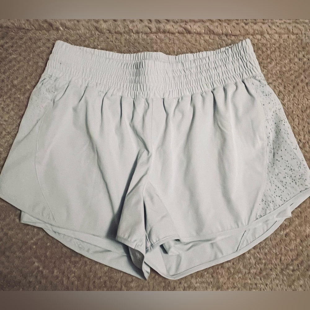 Mandetta Women’s Running Shorts (size M)